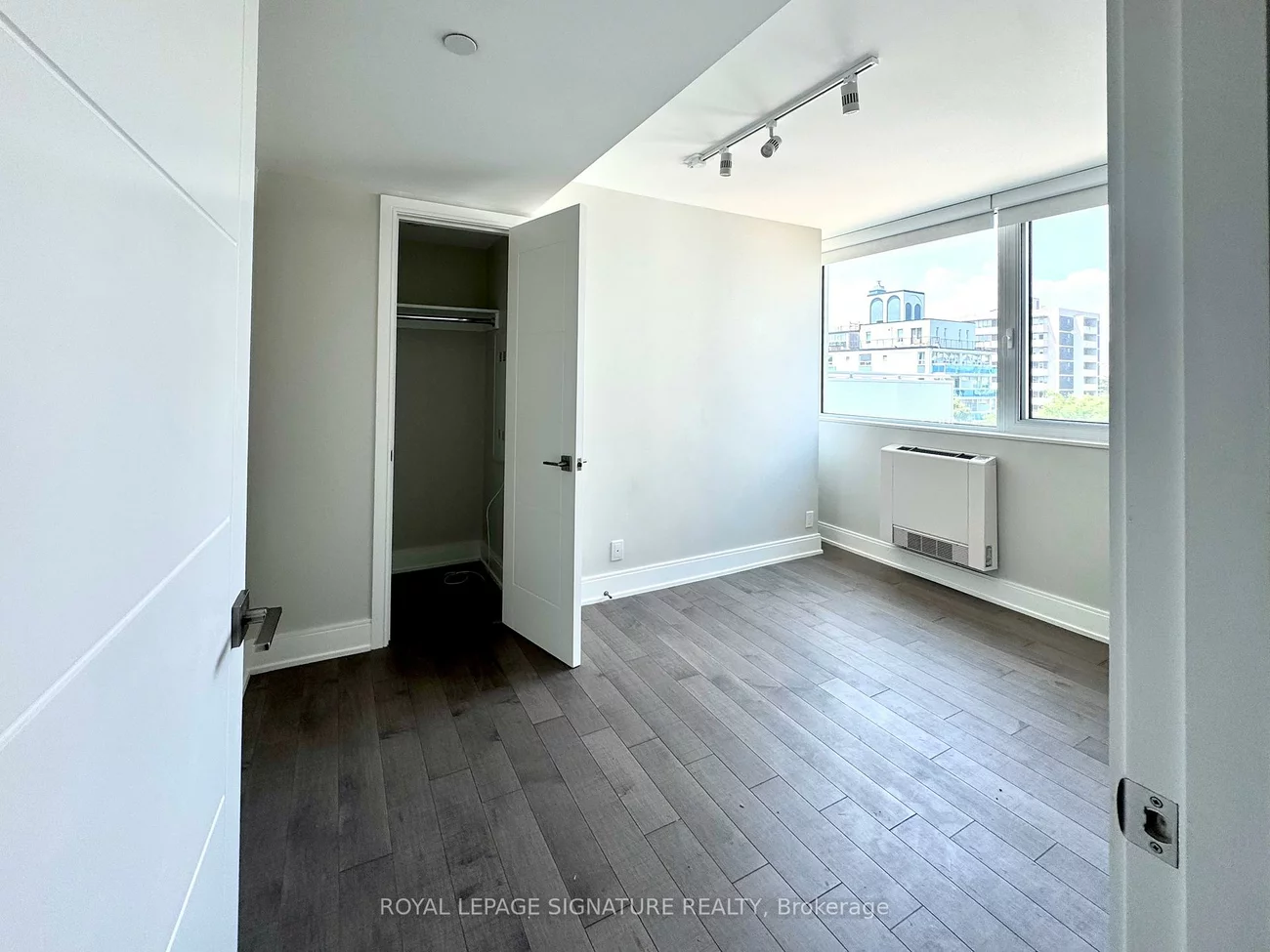 11, Walmer, Annex, Toronto