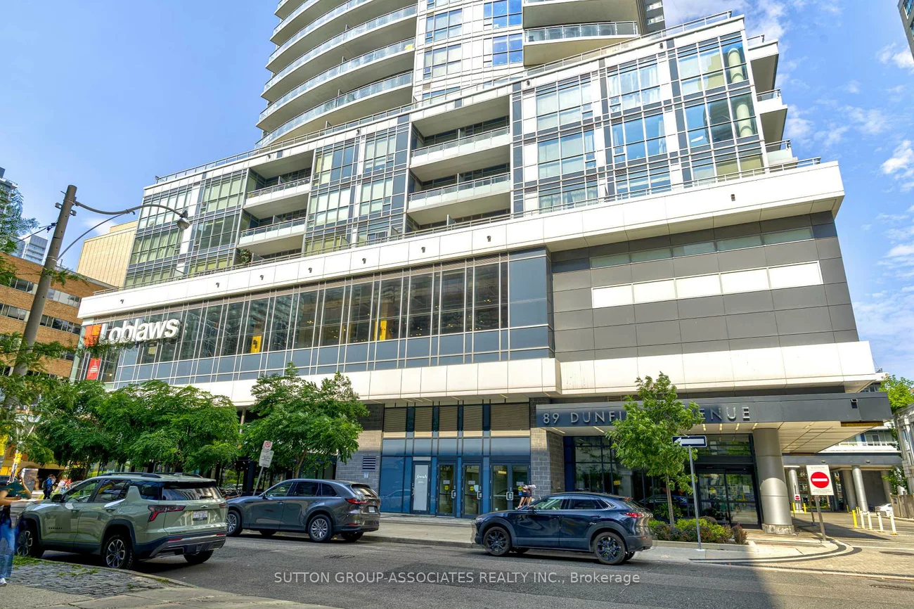 89, Dunfield, Mount Pleasant West, Toronto