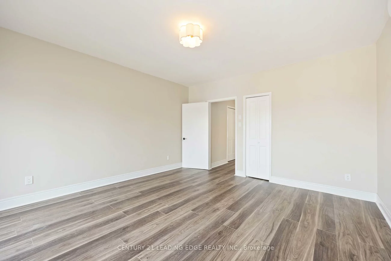 526, Bloor, Annex, Toronto