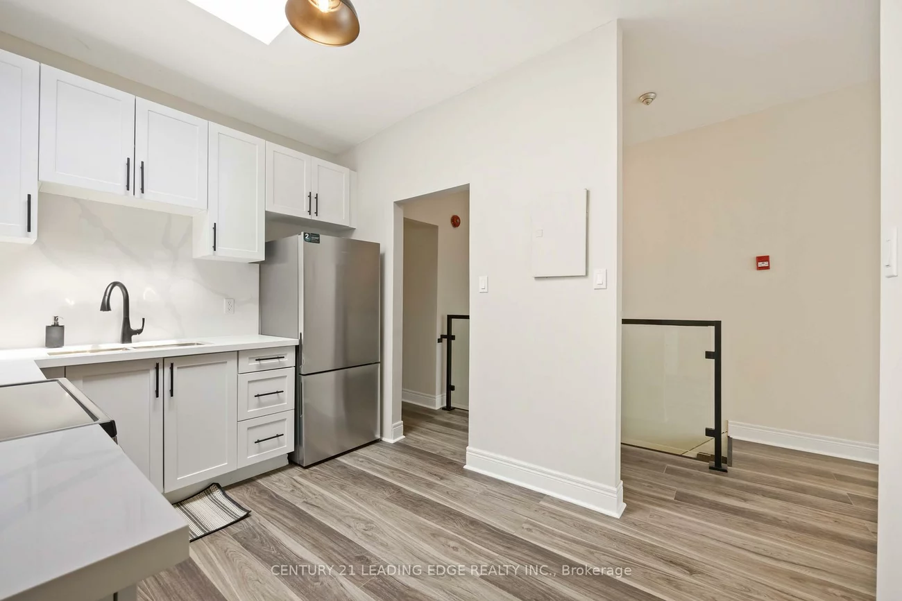 526, Bloor, Annex, Toronto