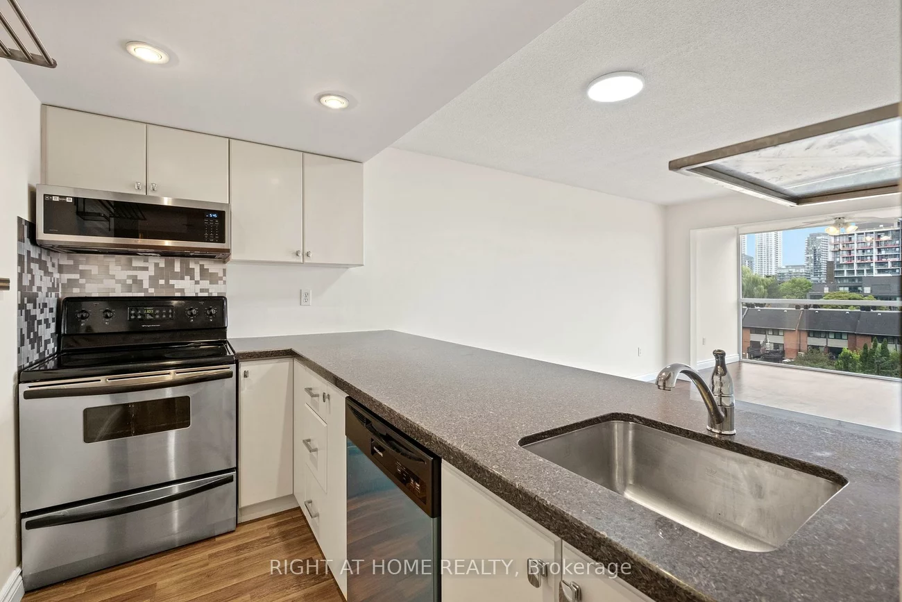 725, King, Niagara, Toronto