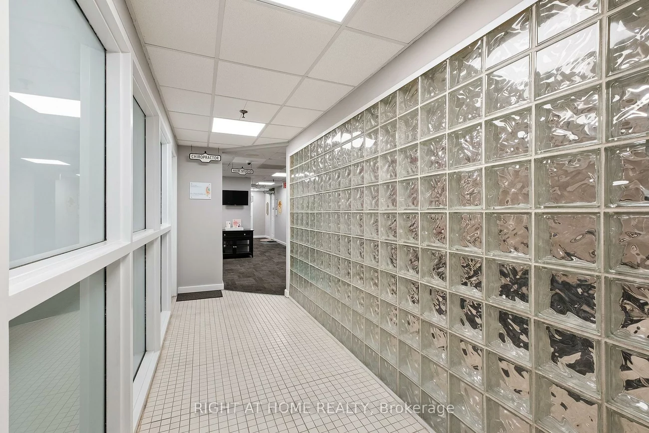 725, King, Niagara, Toronto
