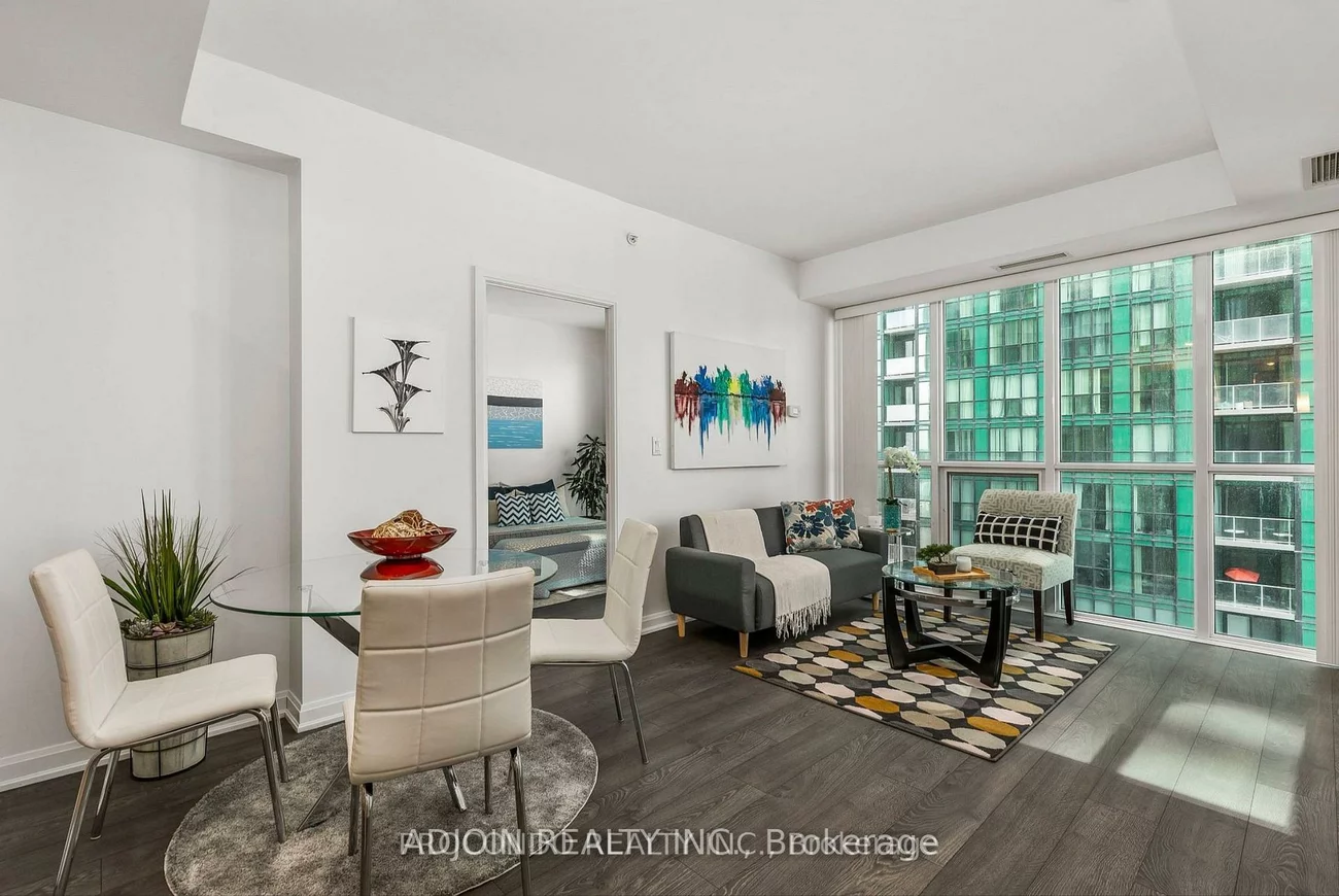 11, Bogert, Lansing-Westgate, Toronto