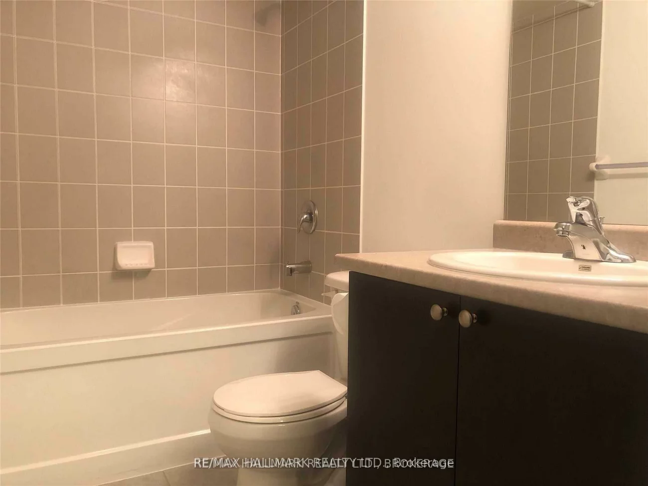 19, Grand Trunk, Waterfront Communities C1, Toronto