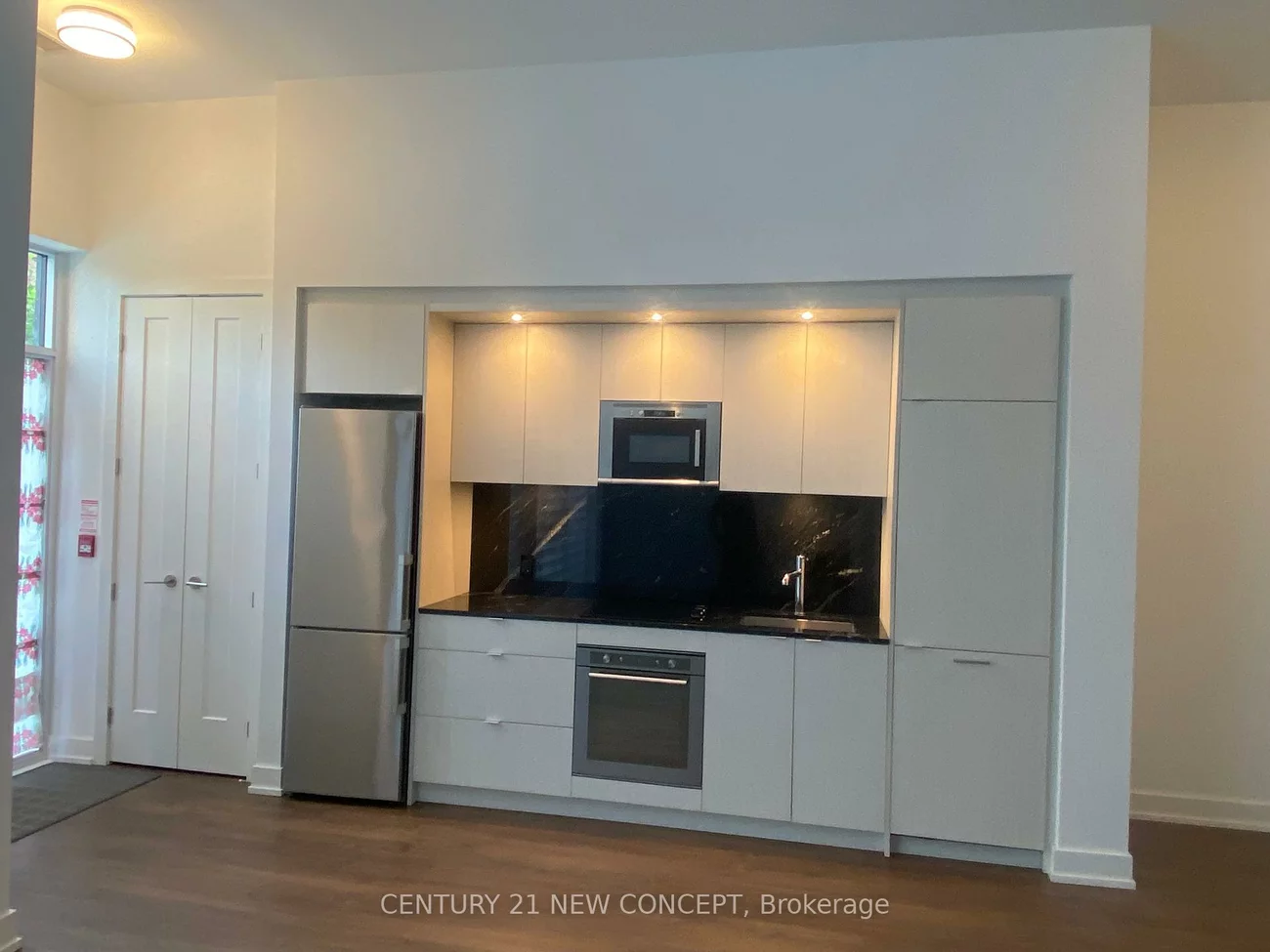 20, Inn On The Park, Banbury-Don Mills, Toronto