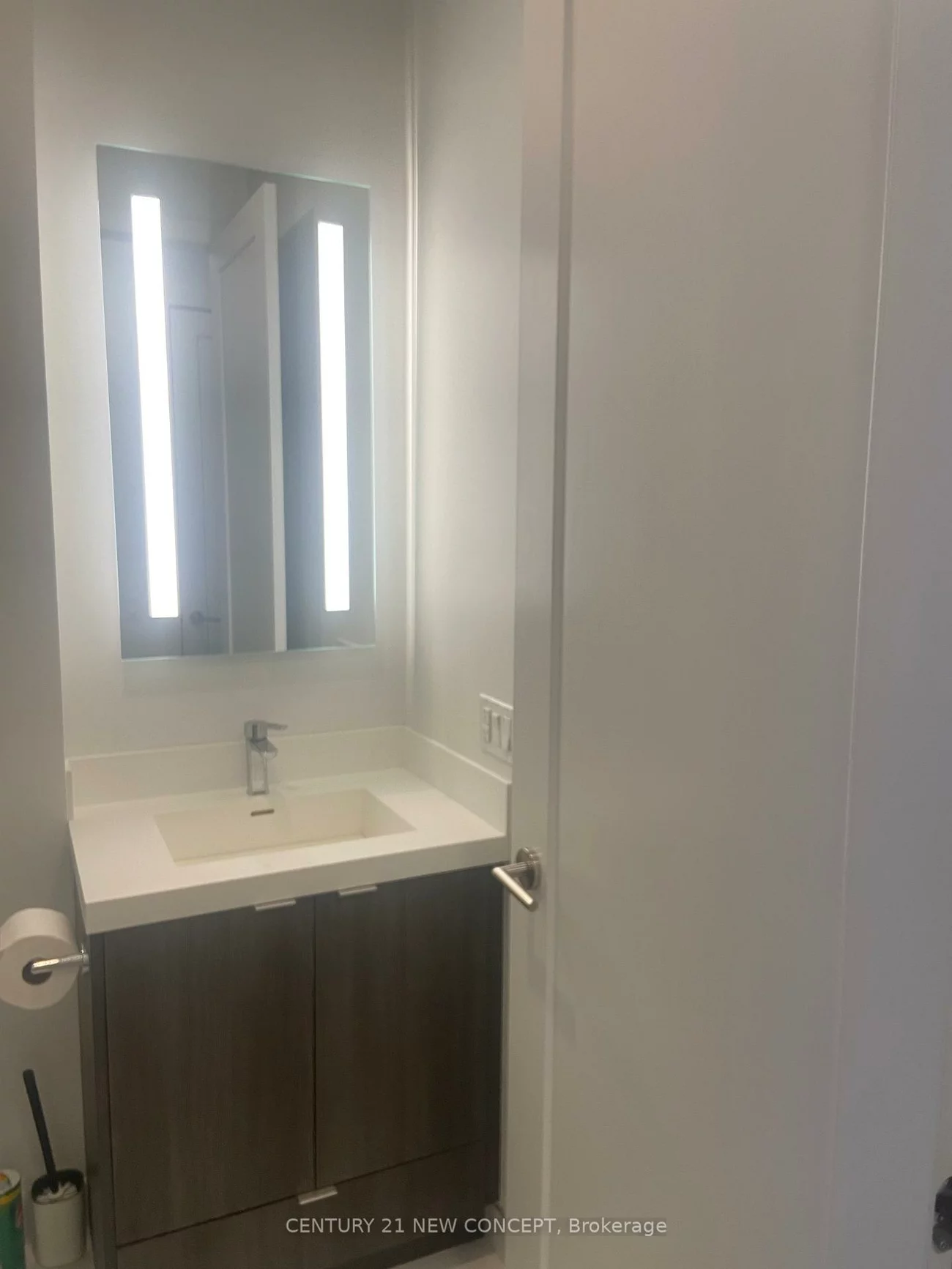 20, Inn On The Park, Banbury-Don Mills, Toronto
