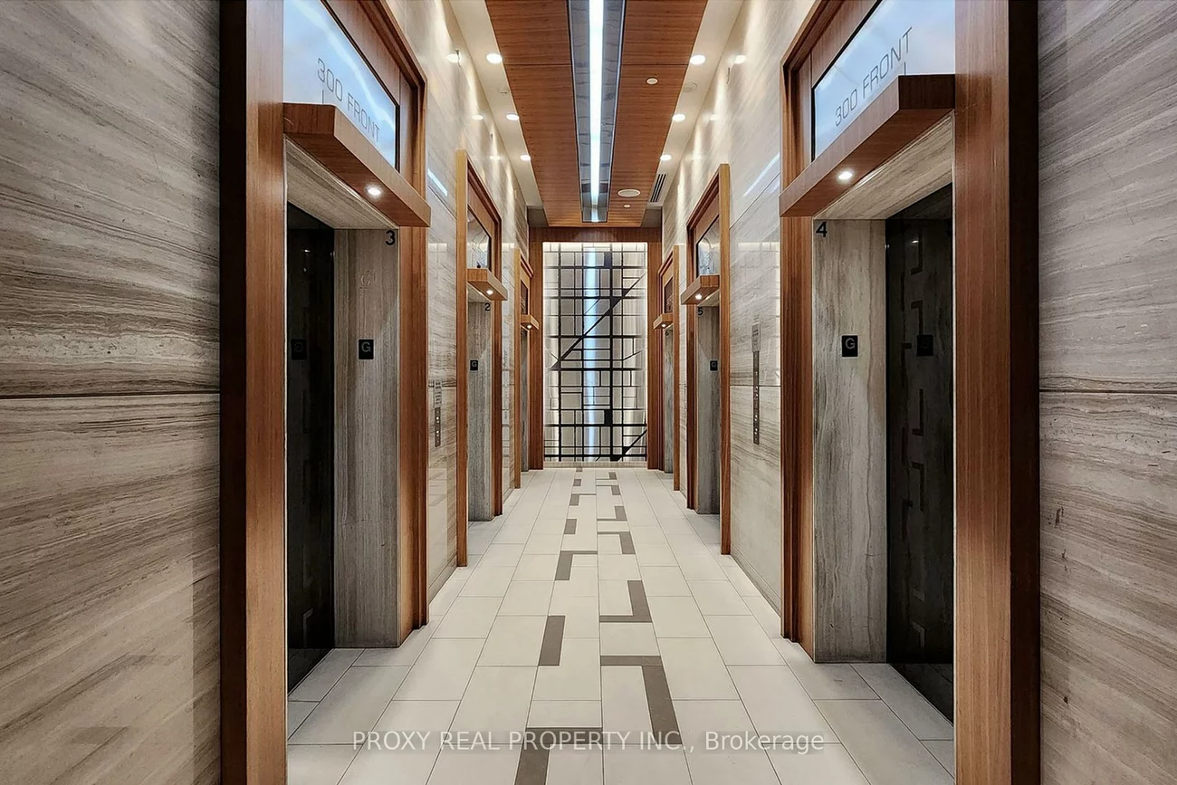 300, Front, Waterfront Communities C1, Toronto