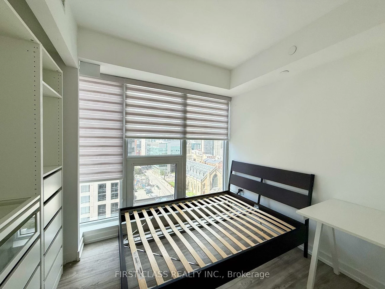77, Shuter, Church-Yonge Corridor, Toronto