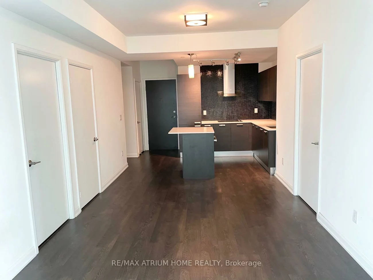 9, Bogert, Lansing-Westgate, Toronto
