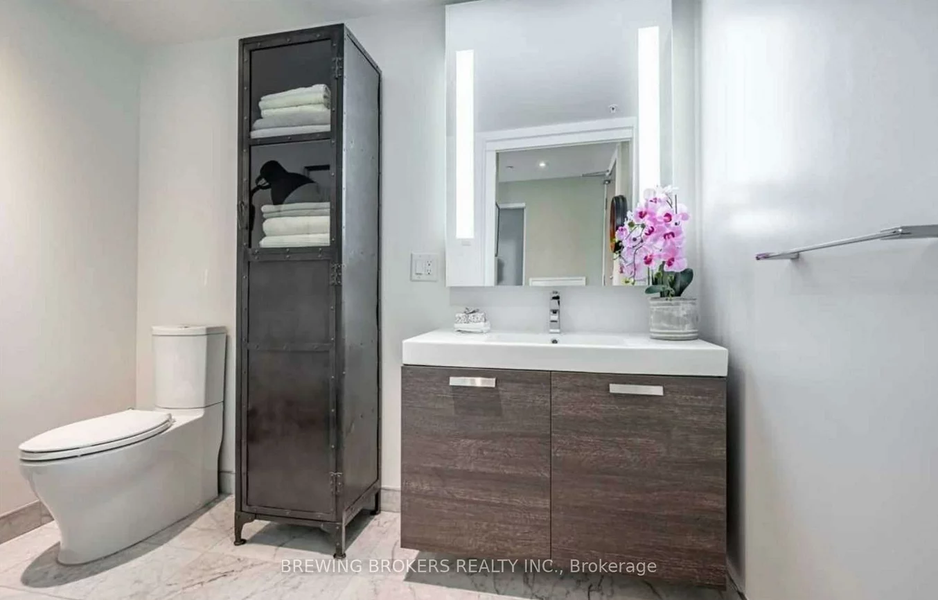 38, Stewart, Waterfront Communities C1, Toronto