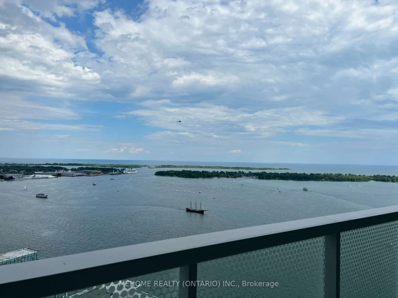 15, Queens Quay E, Waterfront Communities C8, Toronto