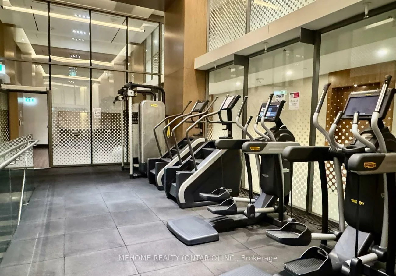 15, Queens Quay E, Waterfront Communities C8, Toronto