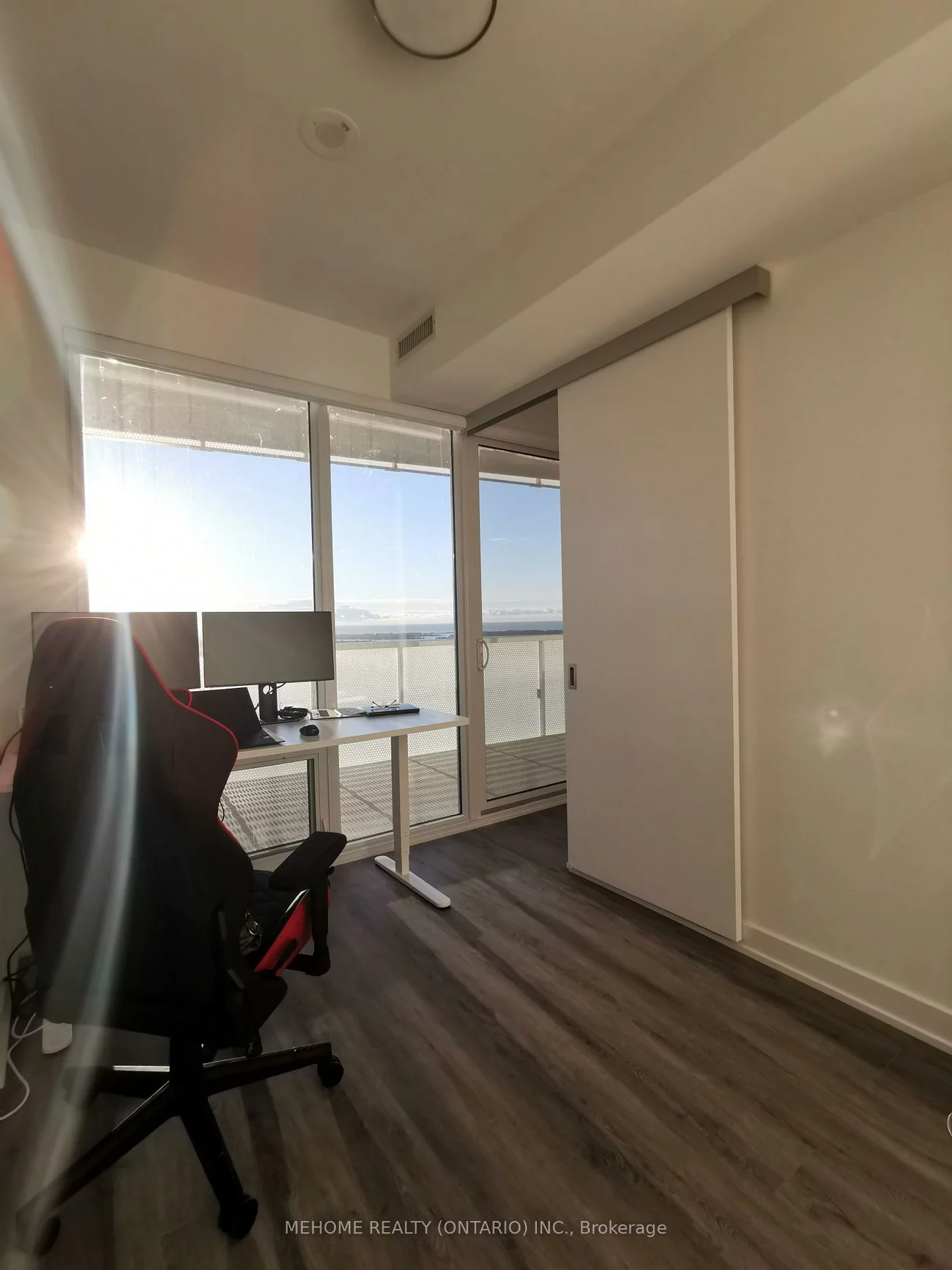15, Queens Quay E, Waterfront Communities C8, Toronto