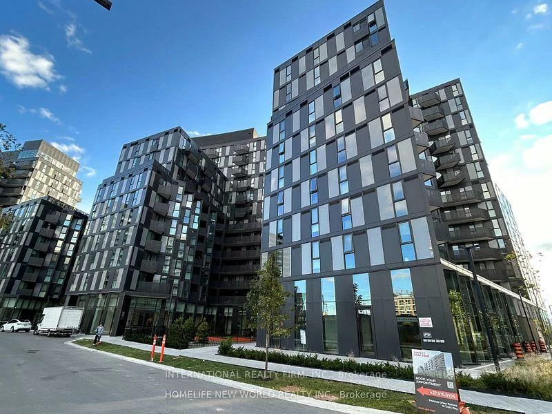 30, Tretti, Clanton Park, Toronto