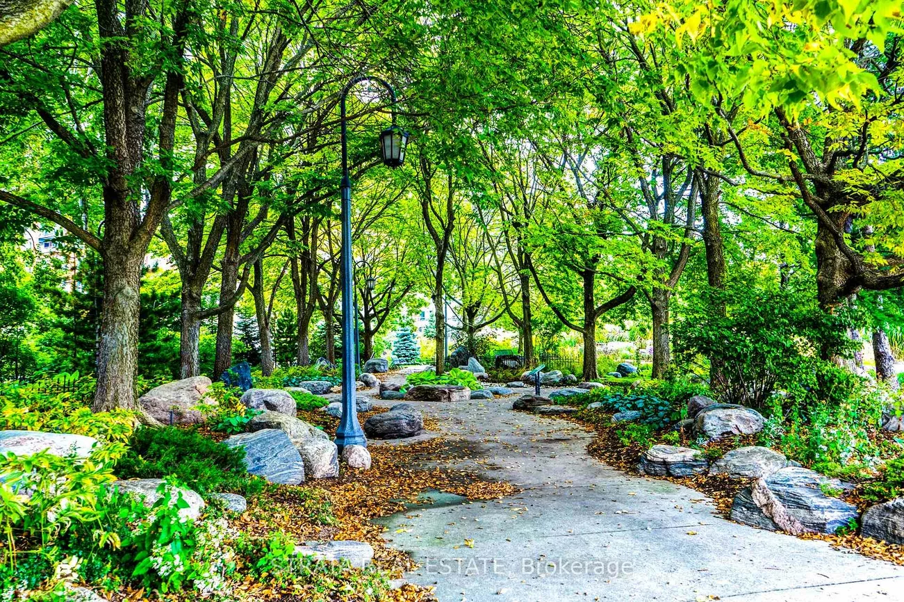 500, Queens, Waterfront Communities C1, Toronto