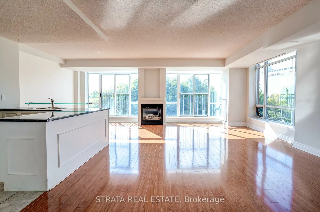 500, Queens, Waterfront Communities C1, Toronto
