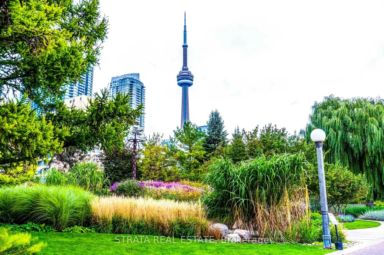 500, Queens, Waterfront Communities C1, Toronto