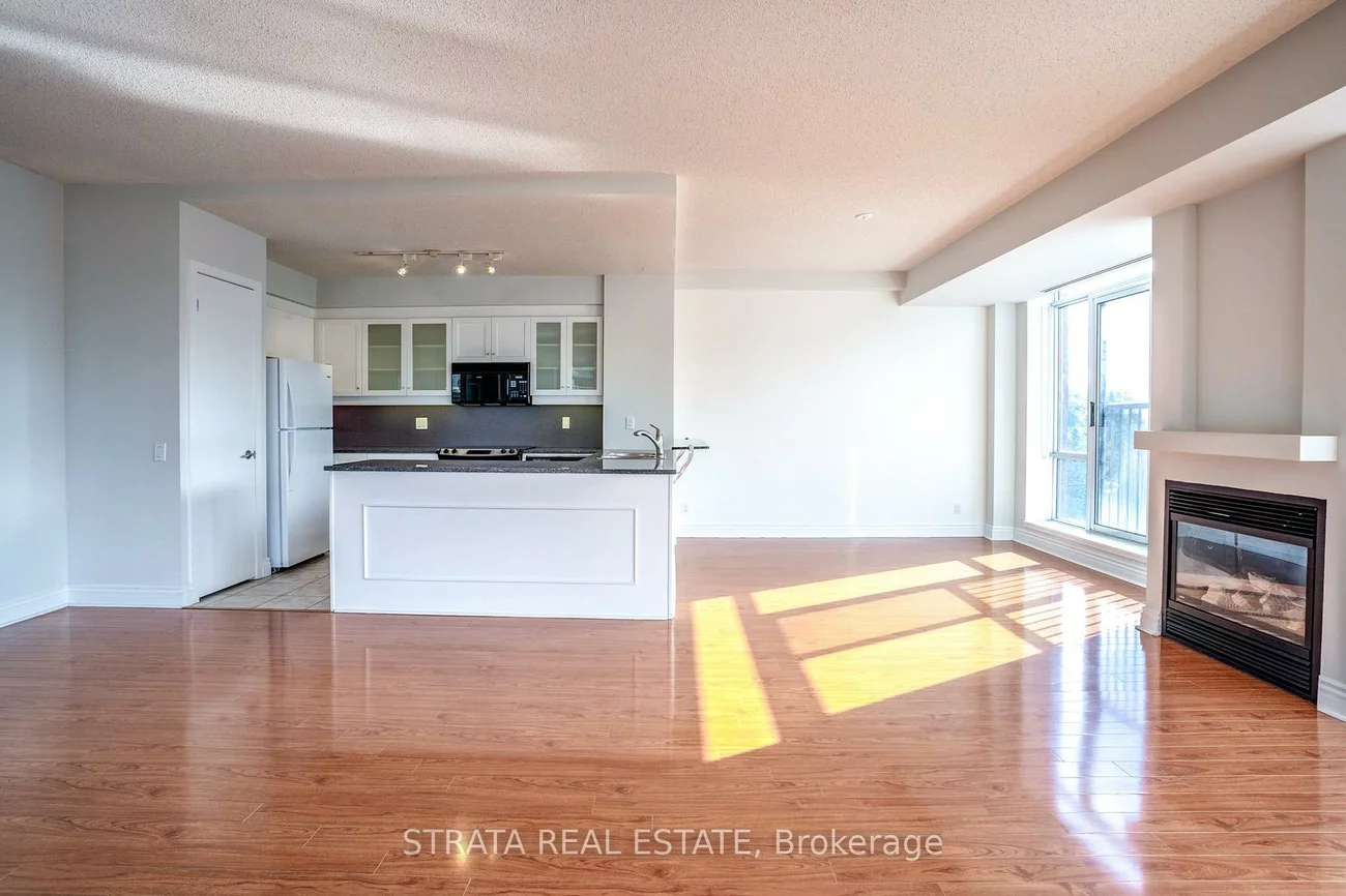 500, Queens, Waterfront Communities C1, Toronto