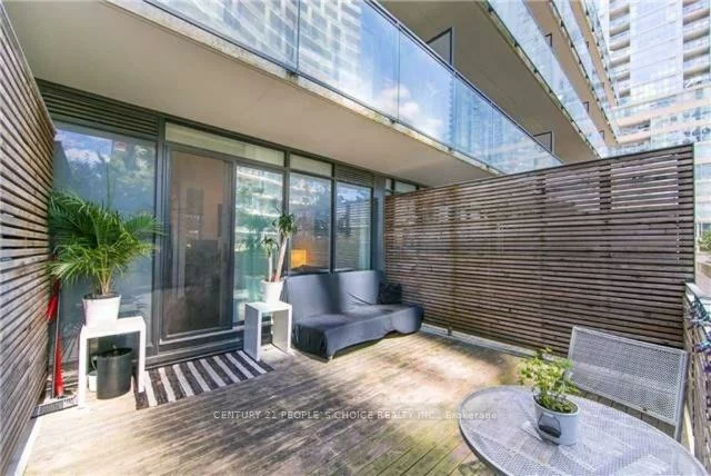 8, Telegram, Waterfront Communities C1, Toronto