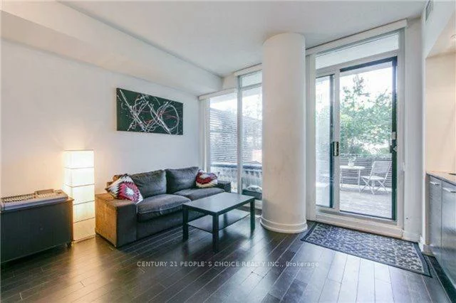8, Telegram, Waterfront Communities C1, Toronto