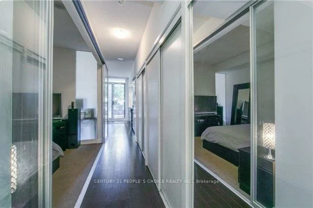 8, Telegram, Waterfront Communities C1, Toronto