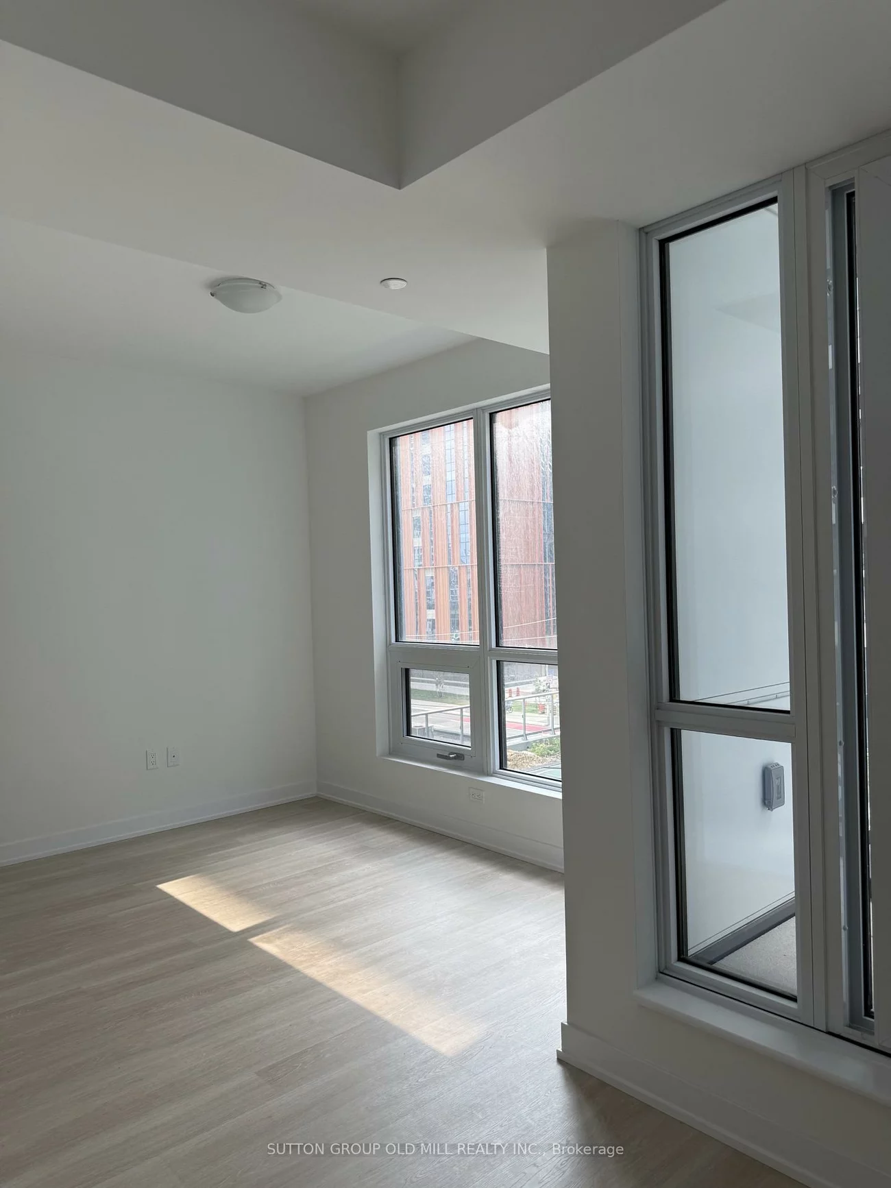 15, Richardson, Waterfront Communities C8, Toronto