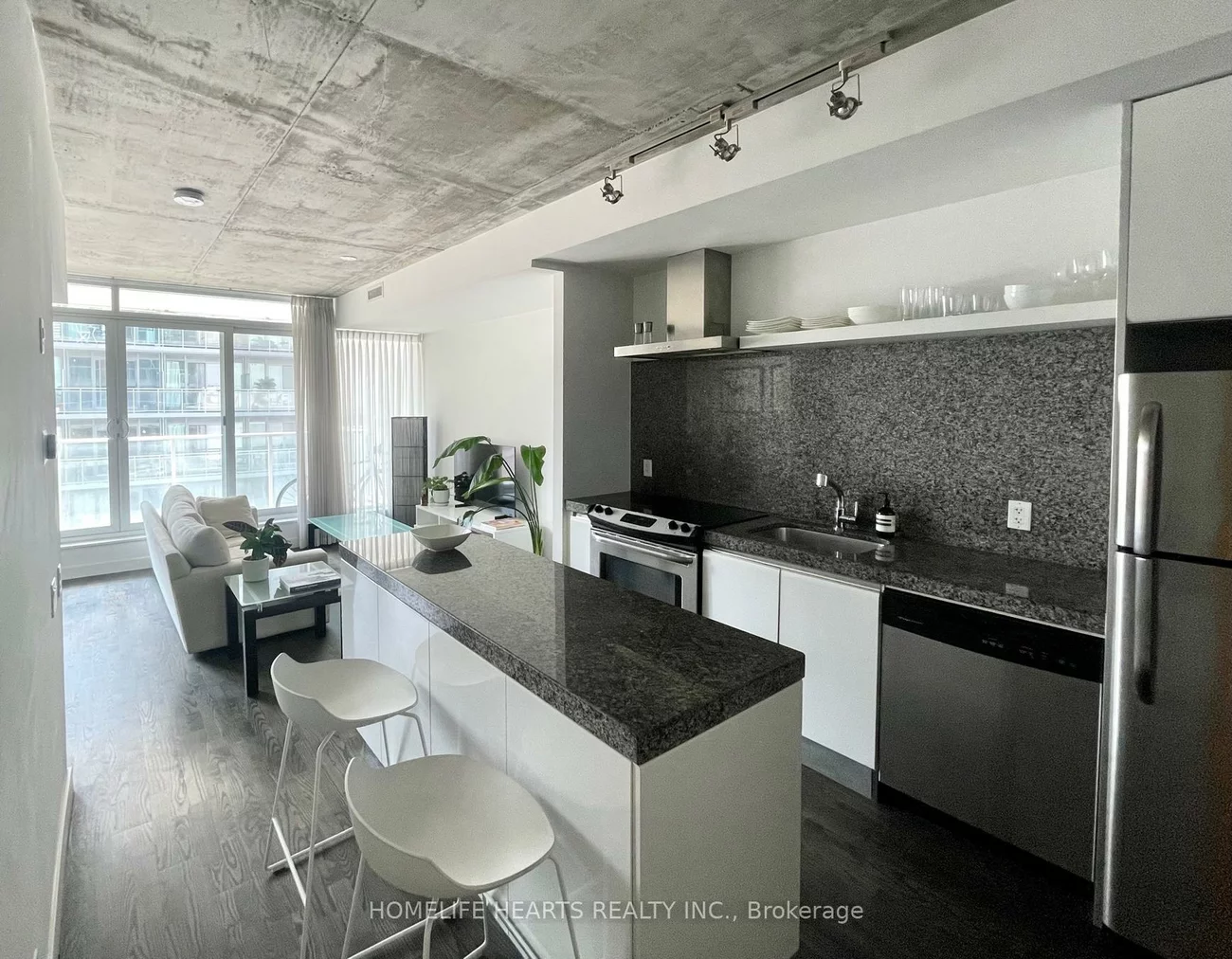 75, Portland, Waterfront Communities C1, Toronto