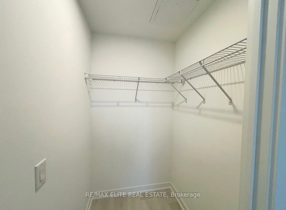 5, Defries, Regent Park, Toronto