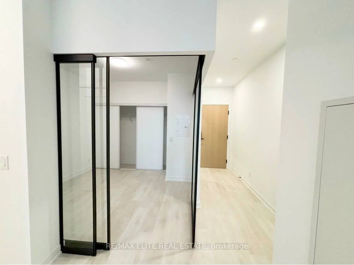 5, Defries, Regent Park, Toronto