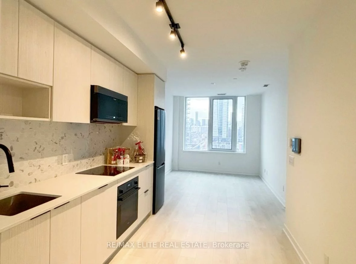 5, Defries, Regent Park, Toronto