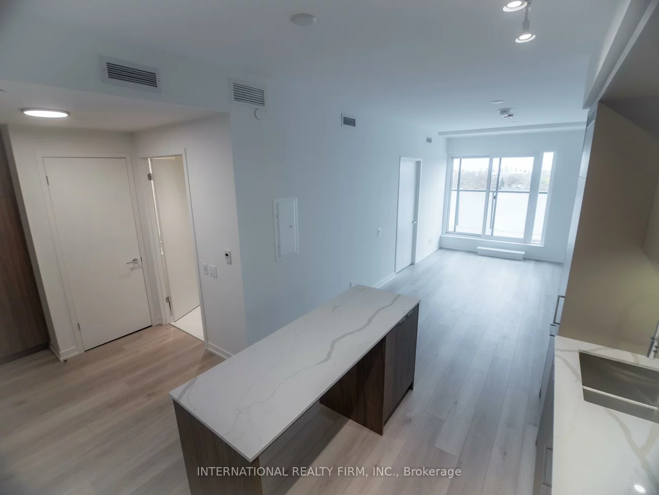 863, St Clair, Wychwood, Toronto