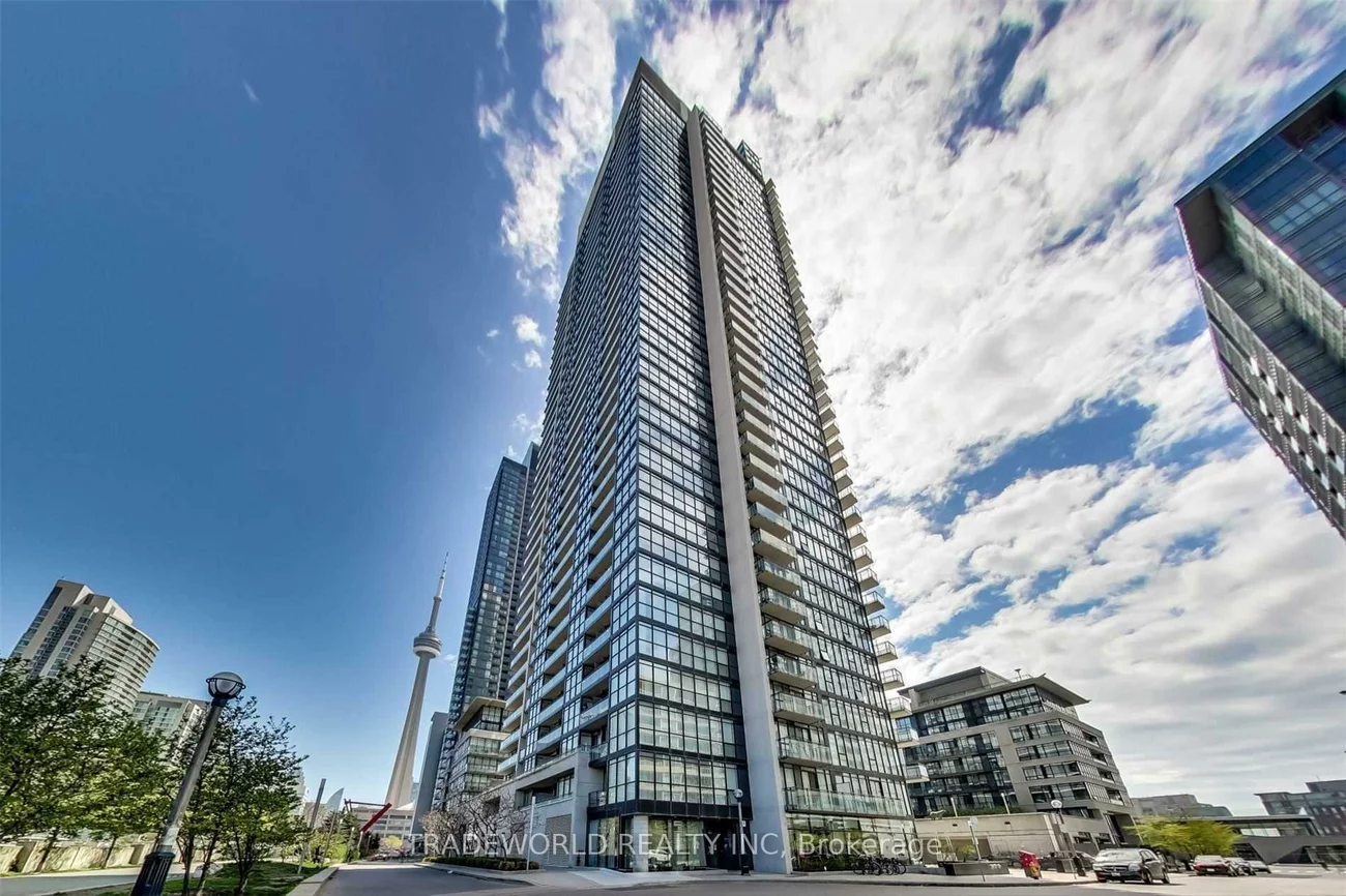 25, Capreol, Waterfront Communities C1, Toronto