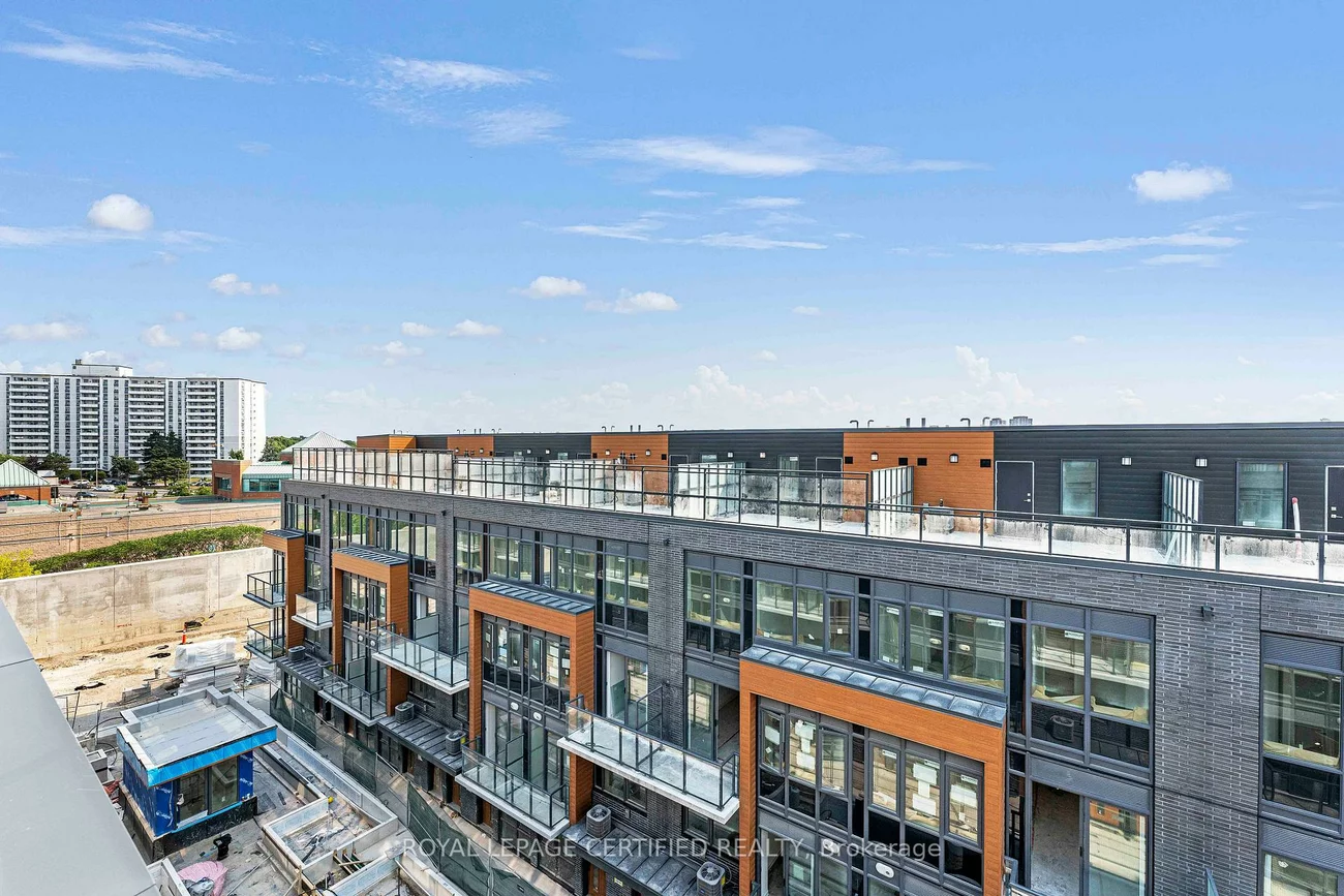 69, Curlew, Parkwoods-Donalda, Toronto