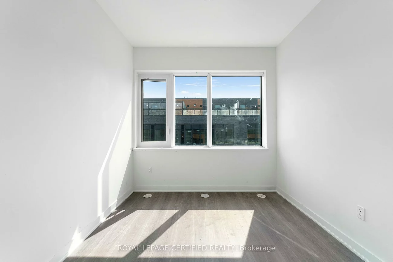 69, Curlew, Parkwoods-Donalda, Toronto