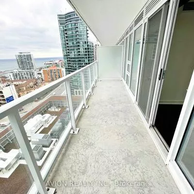 17, Bathurst, Waterfront Communities C1, Toronto