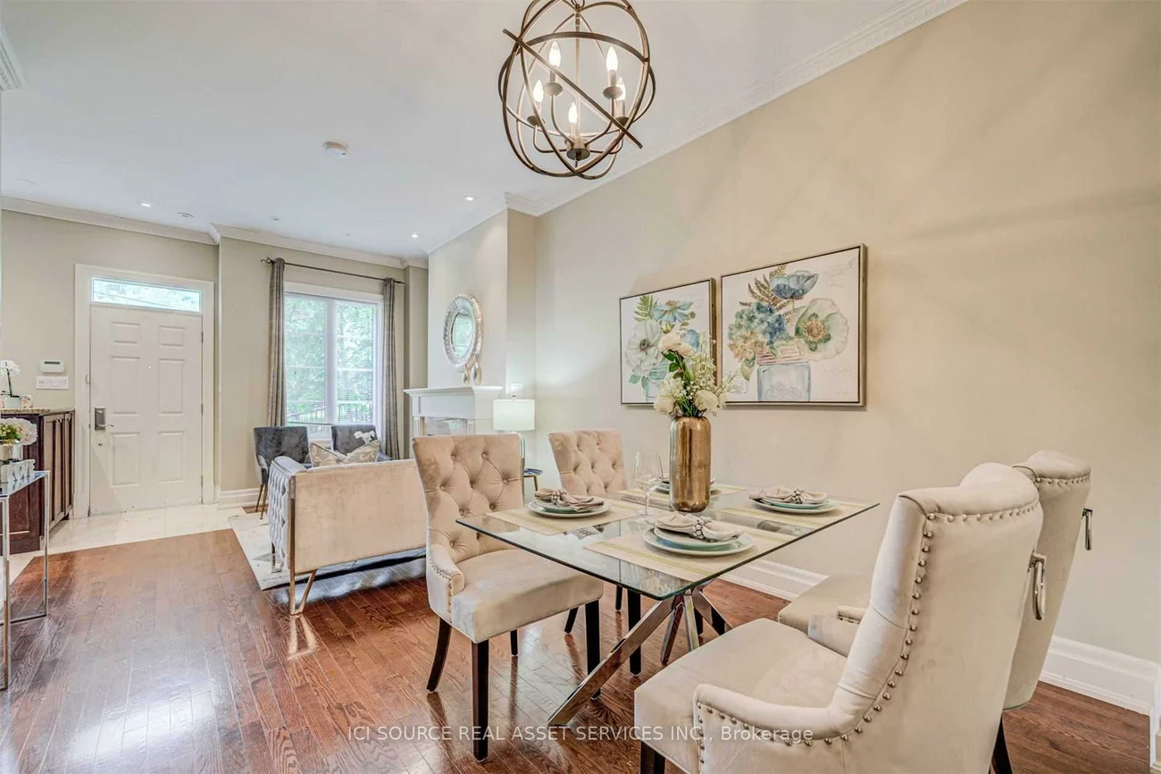 45, York Mills, Bridle Path-Sunnybrook-York Mills, Toronto