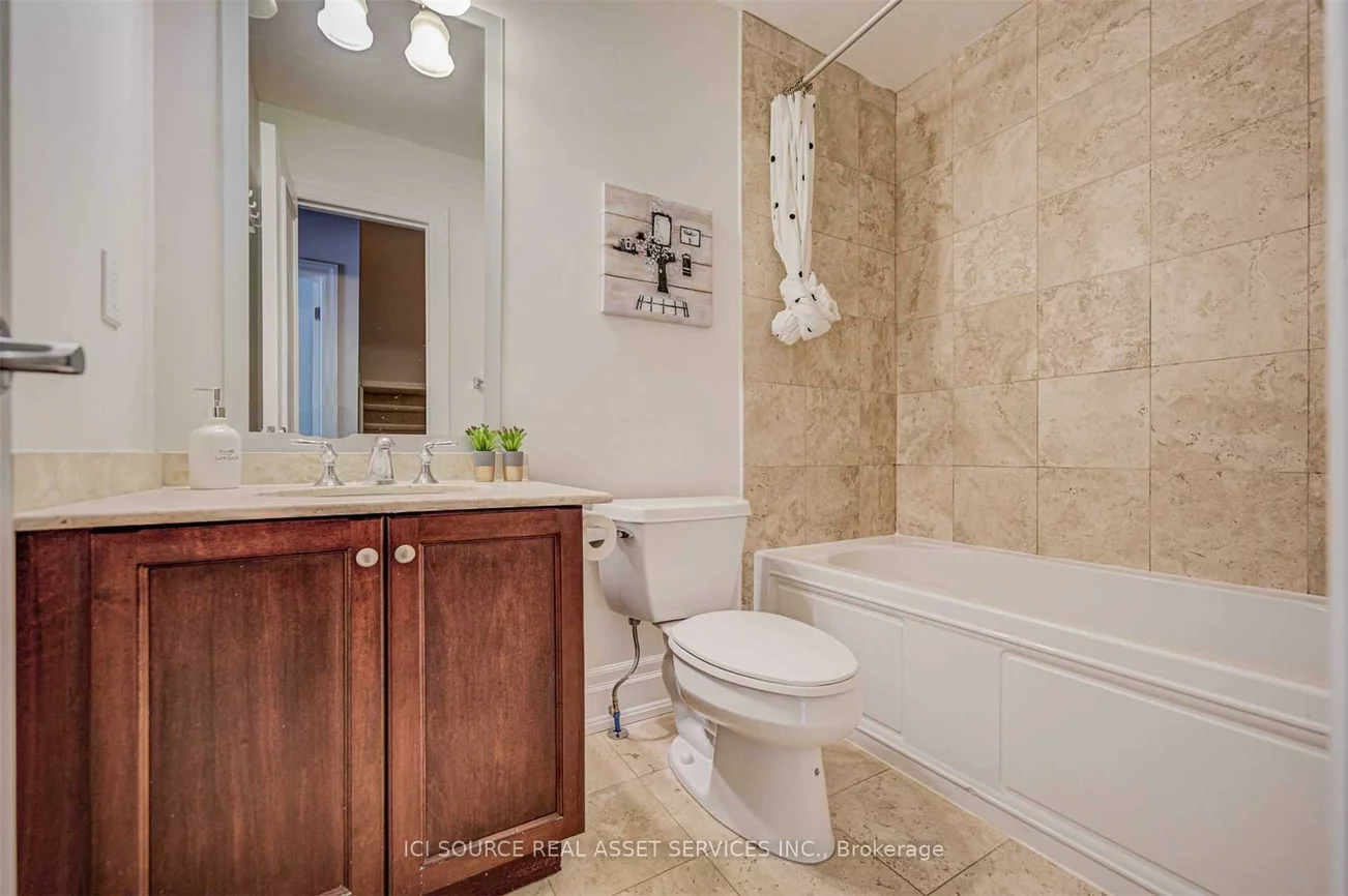 45, York Mills, Bridle Path-Sunnybrook-York Mills, Toronto