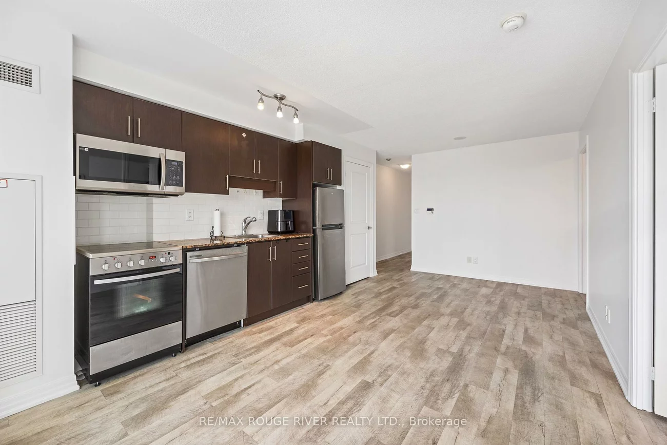 30, Herons Hill, Henry Farm, Toronto