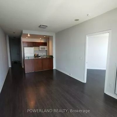 208, Queens, Waterfront Communities C1, Toronto