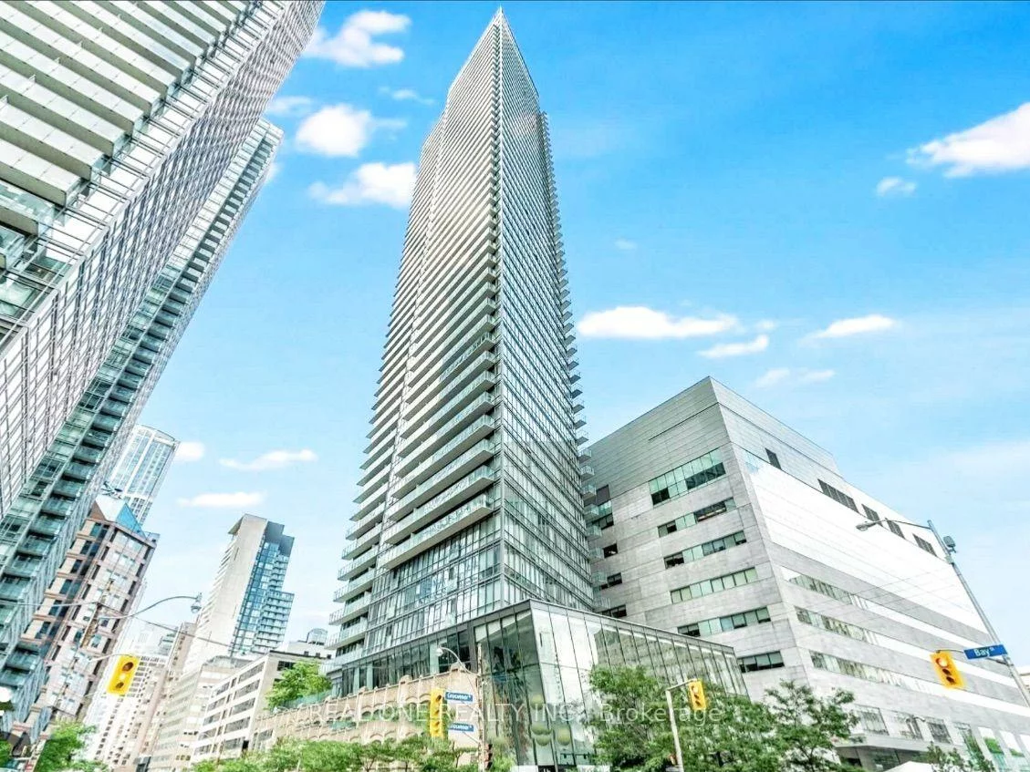 832, Bay, Bay Street Corridor, Toronto