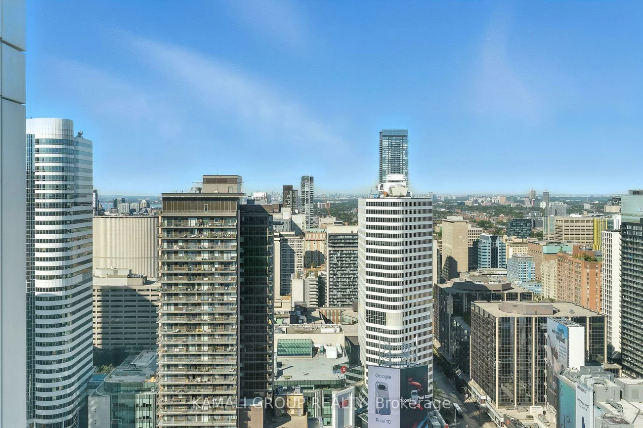 252, Church, Church-Yonge Corridor, Toronto