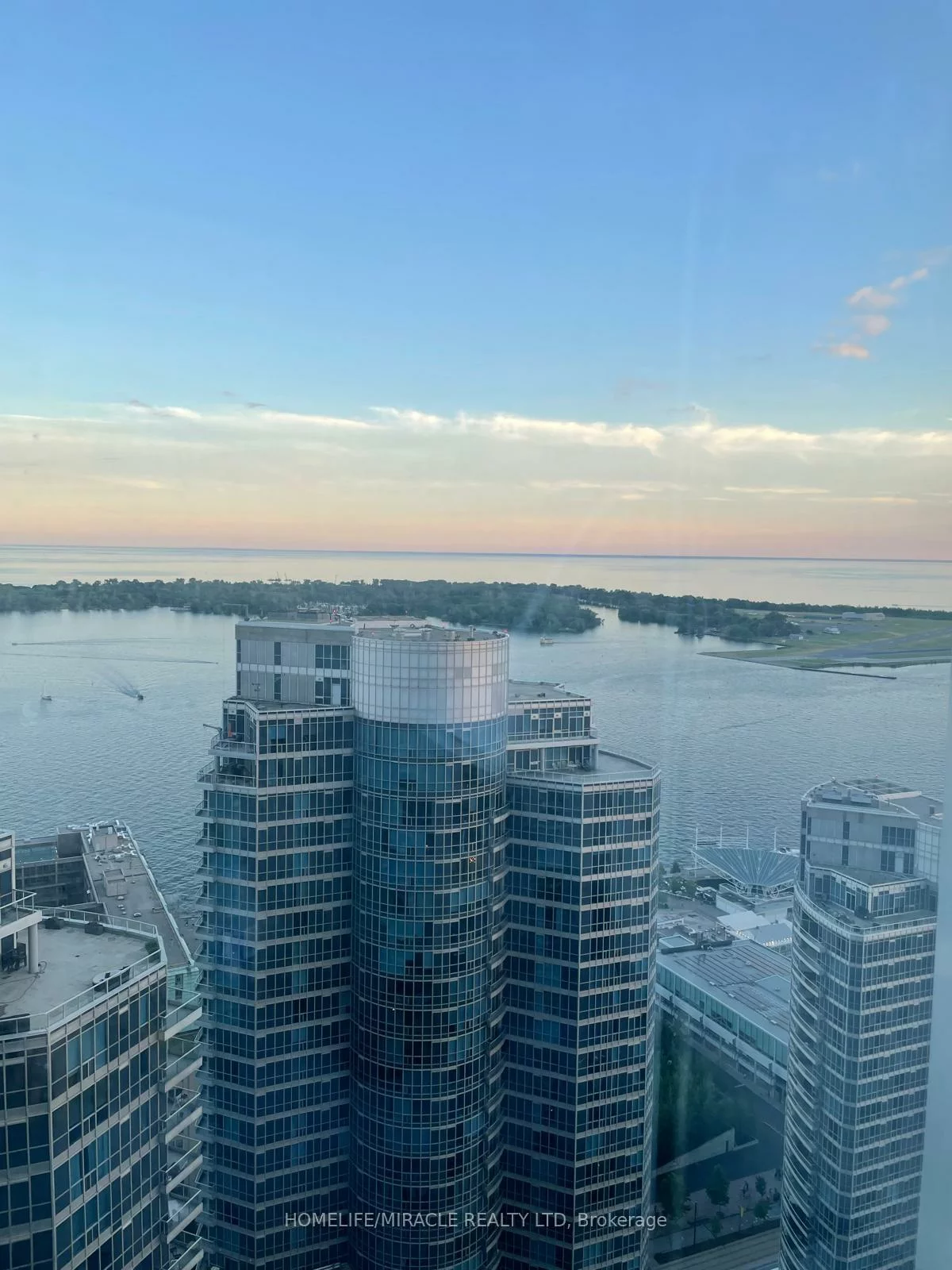 10, York, Waterfront Communities C1, Toronto