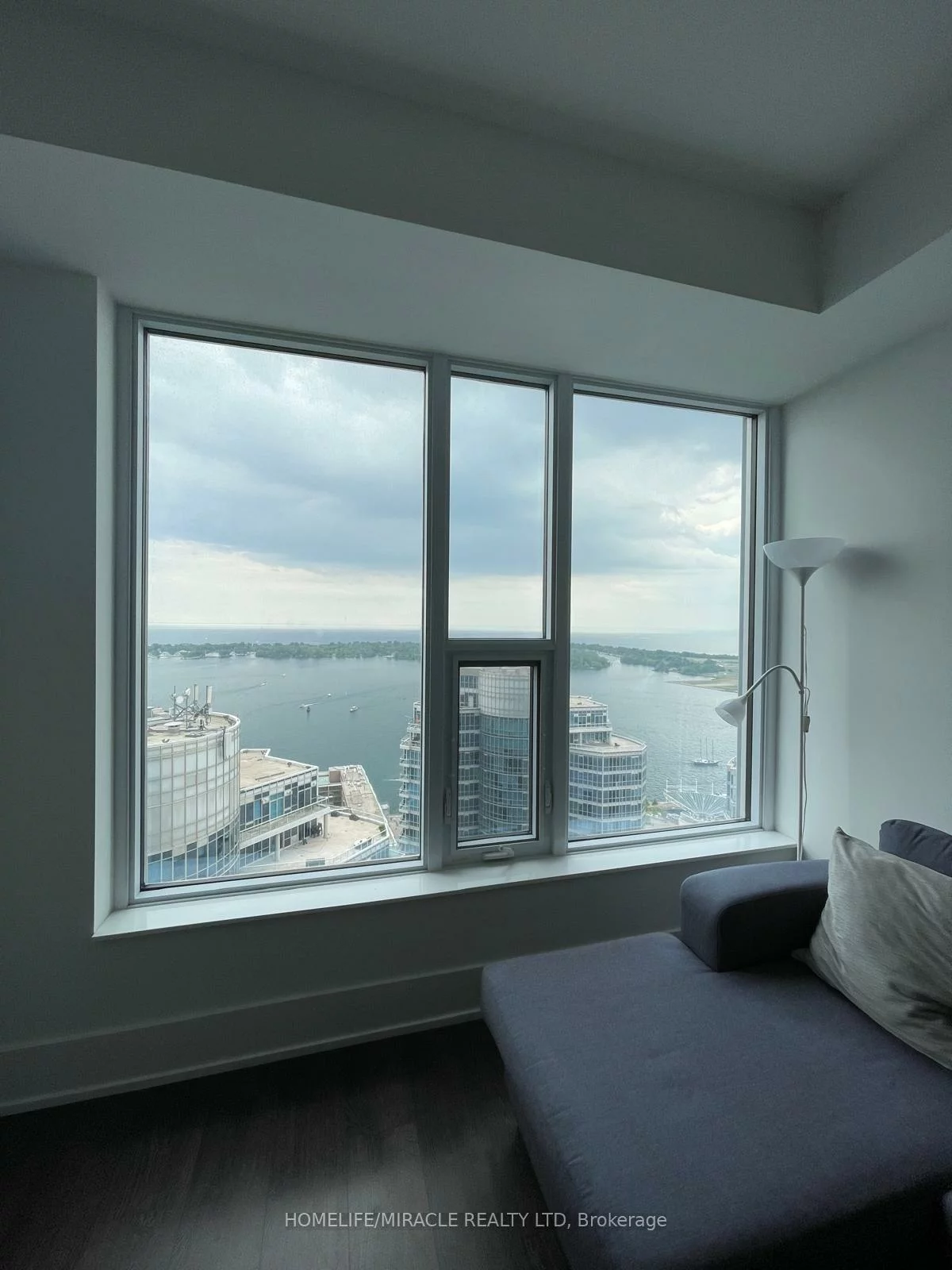 10, York, Waterfront Communities C1, Toronto