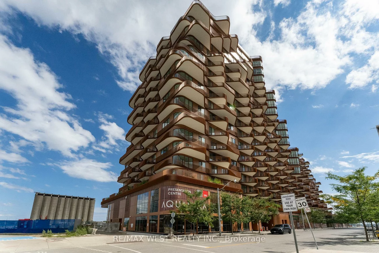 155, Merchants' Wharf, Waterfront Communities C8, Toronto