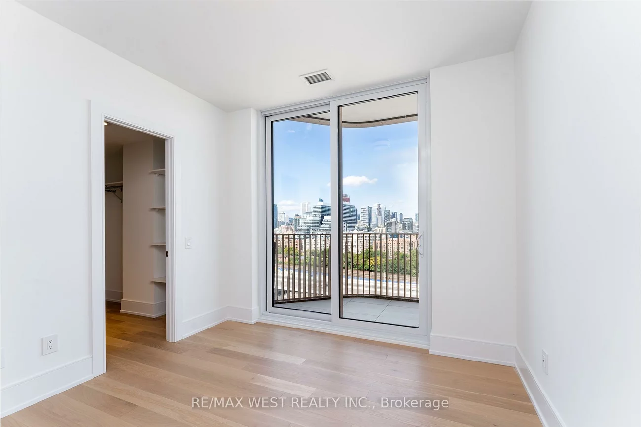 155, Merchants' Wharf, Waterfront Communities C8, Toronto