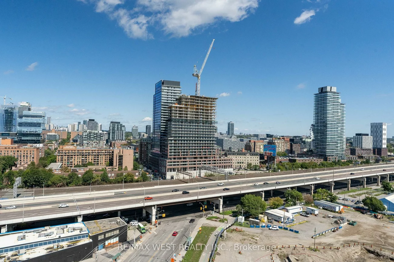155, Merchants' Wharf, Waterfront Communities C8, Toronto
