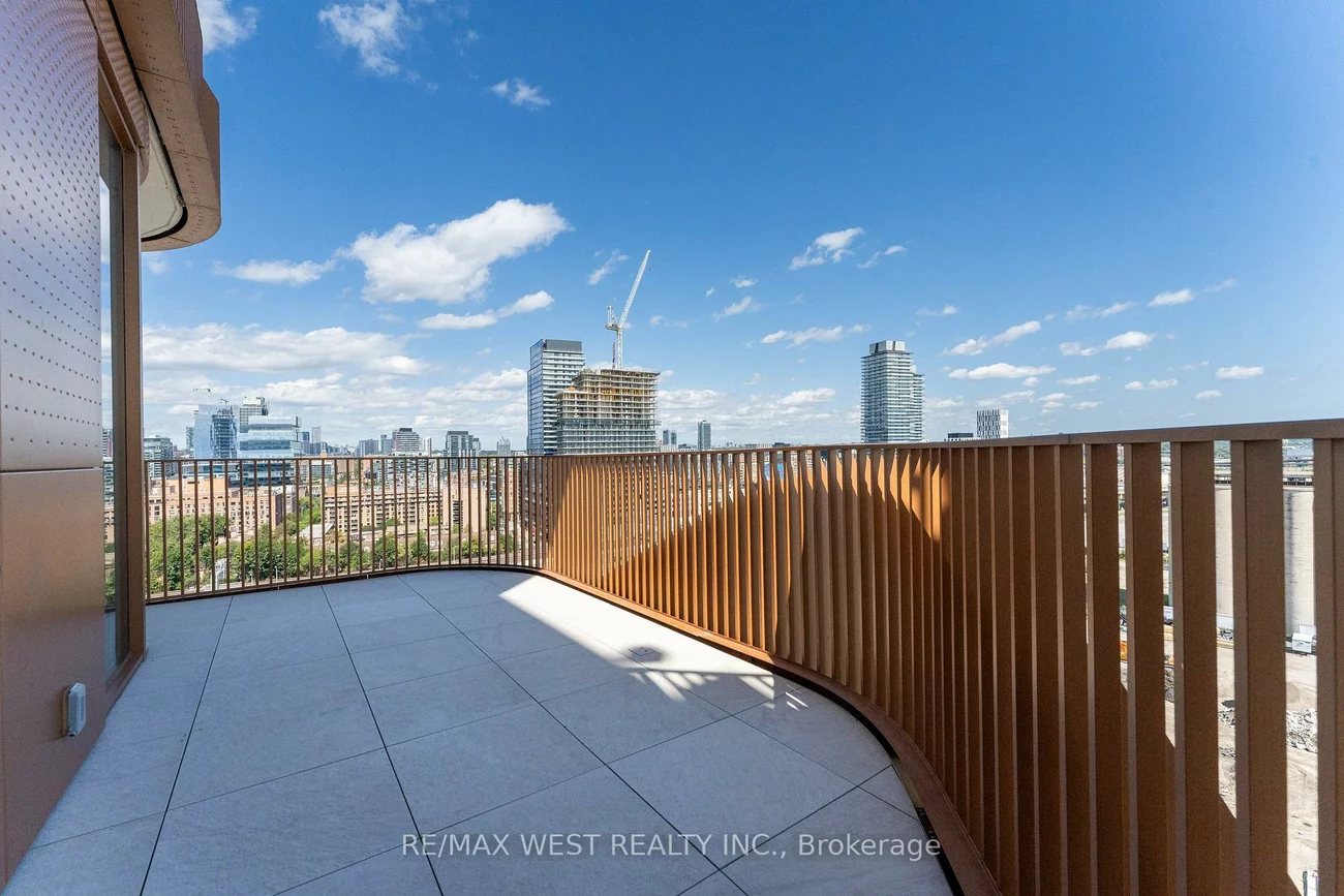 155, Merchants' Wharf, Waterfront Communities C8, Toronto