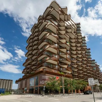 155, Merchants' Wharf, Waterfront Communities C8, Toronto