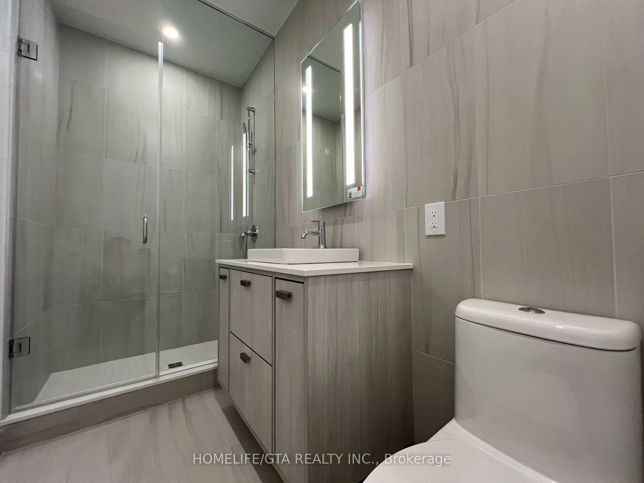 115, Denison, Kensington-Chinatown, Toronto