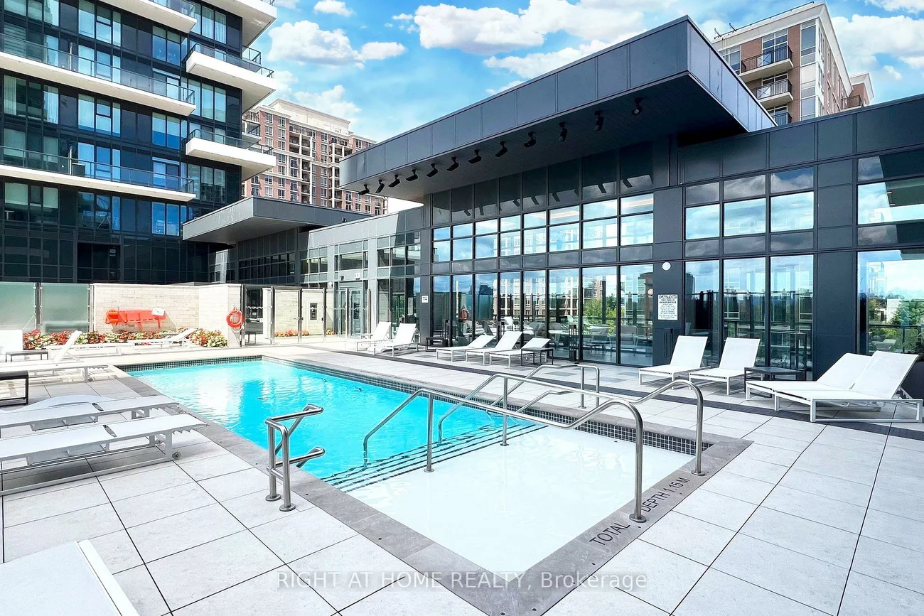 30, INN ON THE PARK, Banbury-Don Mills, Toronto